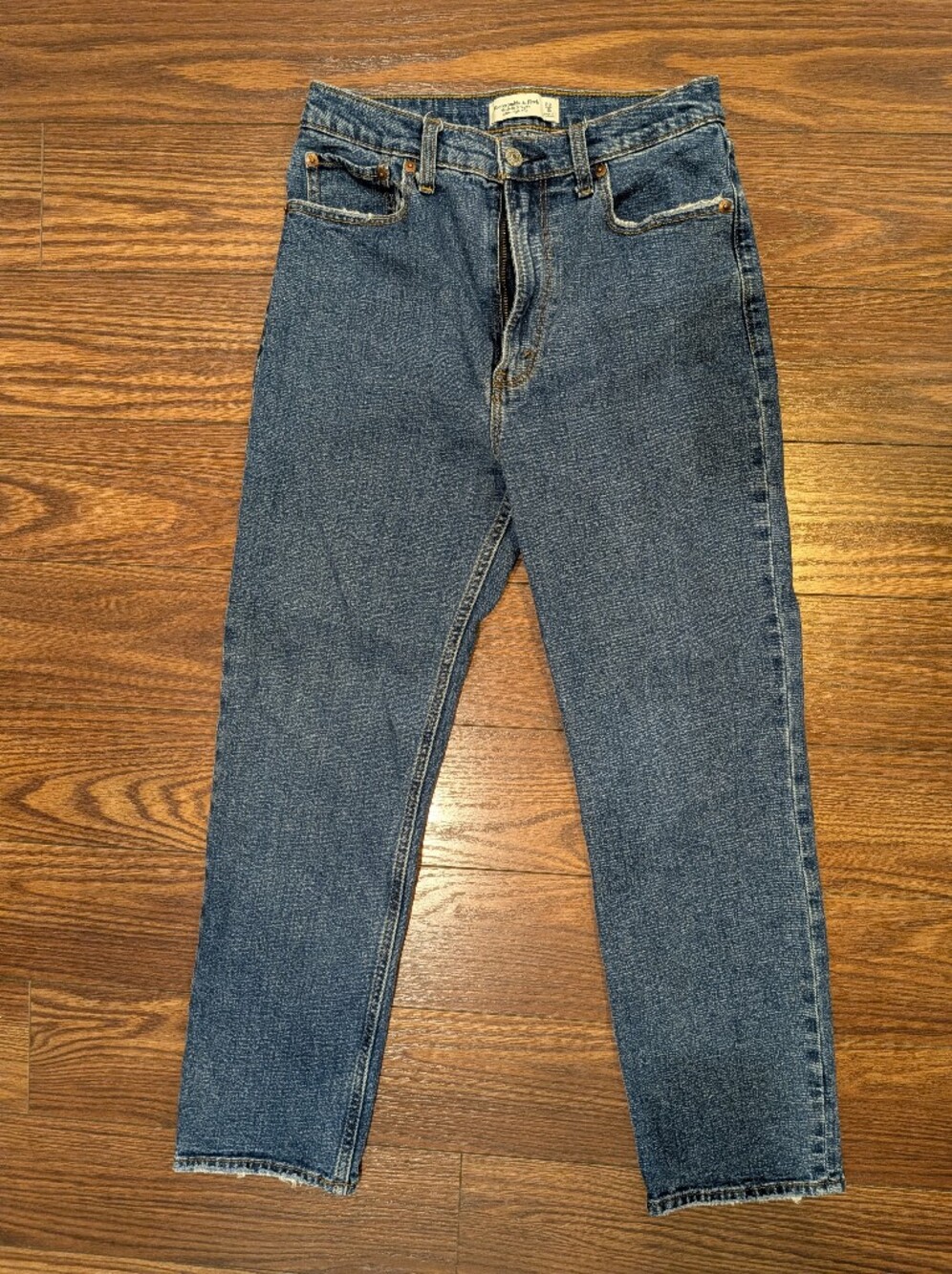 Abercrombie & Fitch The Ankle Straight Ultea High Rise Jeans